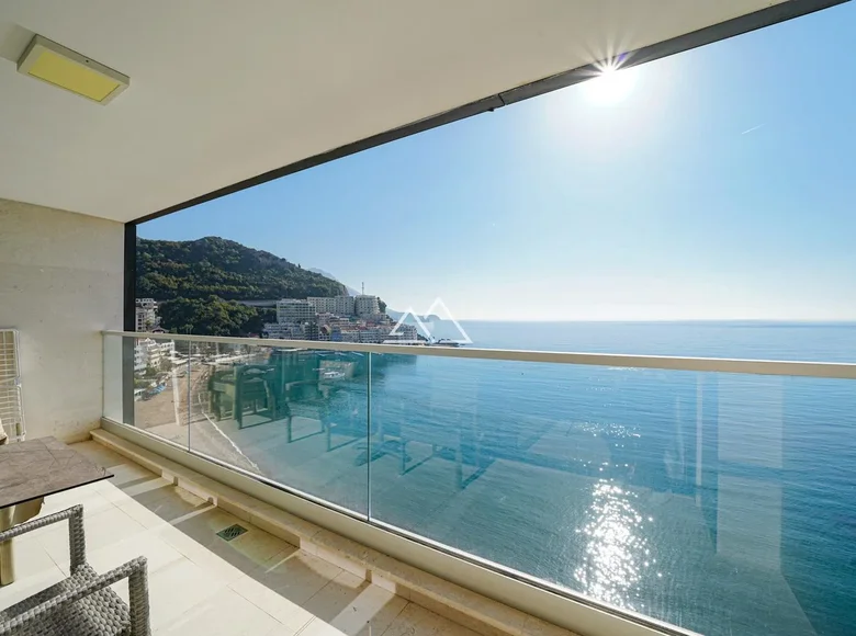 2 bedroom apartment 75 m² Rafailovici, Montenegro