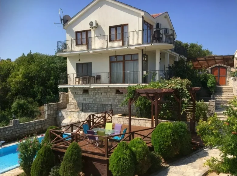 3 bedroom house 147 m² Kotor Municipality, Montenegro