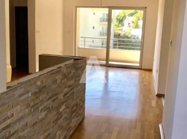 3 bedroom apartment 106 m² Becici, Montenegro
