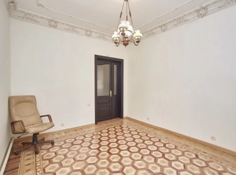 Commercial property 160 m² in Odesa, Ukraine