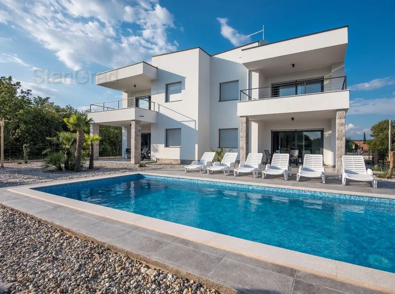 Maison 8 chambres 300 m² Krk, Croatie