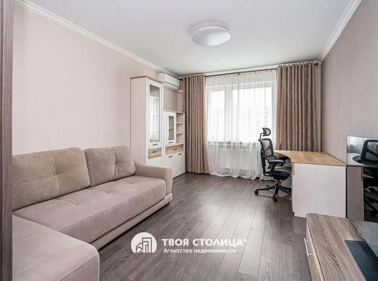 2 room apartment 61 m² in Kopishche, Belarus