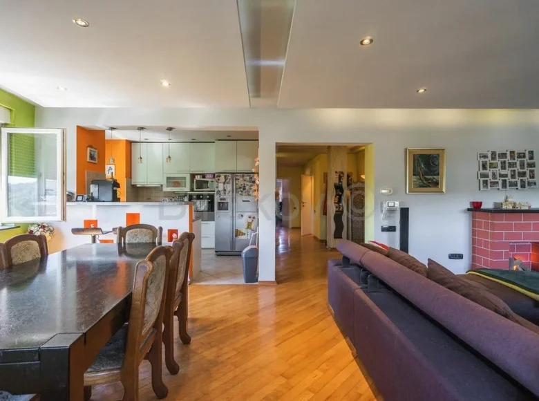 8 room house 505 m² City of Zagreb, Croatia