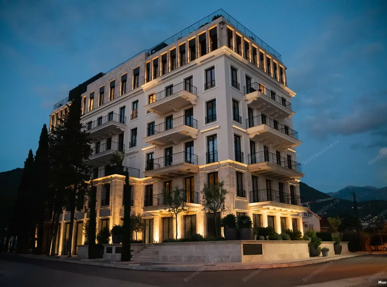 Apartamento 2 habitaciones 100 m² Tivat, Montenegro