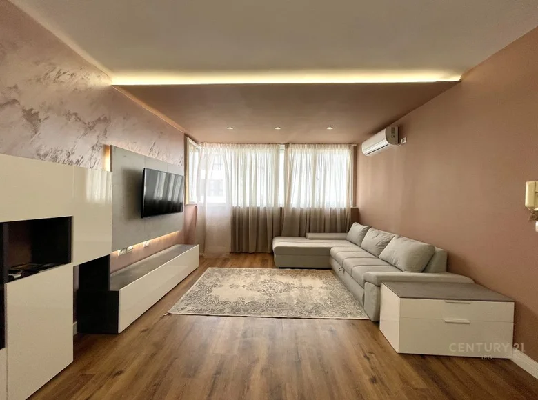 3 bedroom apartment 122 m² Tirana Municipality, Albania