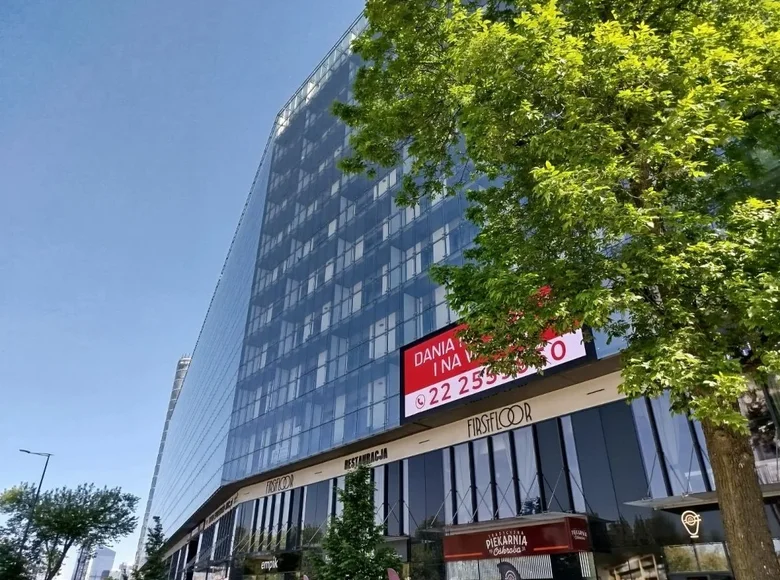 Commercial property 32 m² in Warsaw, Poland