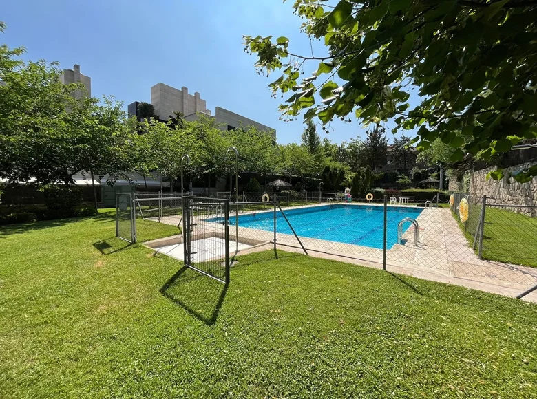 Apartamento 2 habitaciones 102 m² Madrid, Španjolska