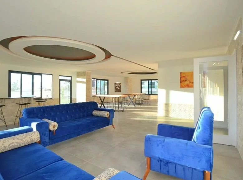 Квартира 2 комнаты  Махмутлар, Турция