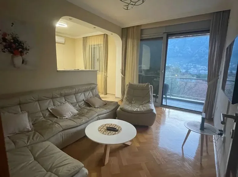 Appartement 2 chambres 67 m² en Kotor, Monténégro