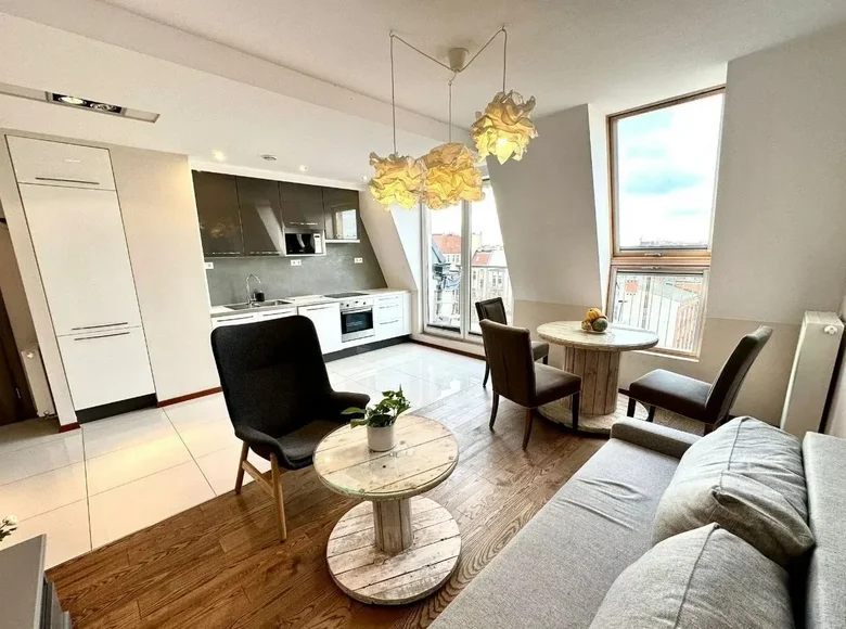 Mieszkanie 3 pokoi 55 m² w Poznań, Polska