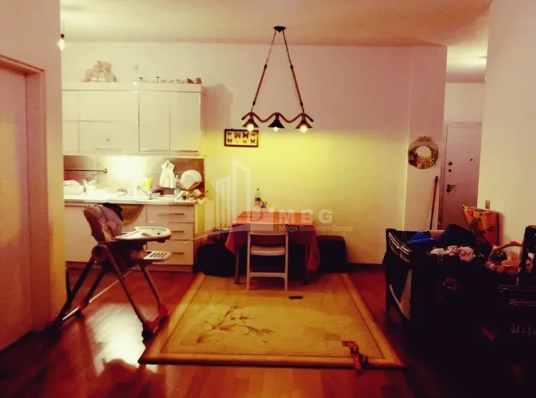 Mieszkanie 3 pokoi 84 m² Tbilisi, Gruzja