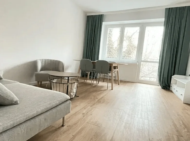 Mieszkanie 2 pokoi 50 m² w Warszawa, Polska