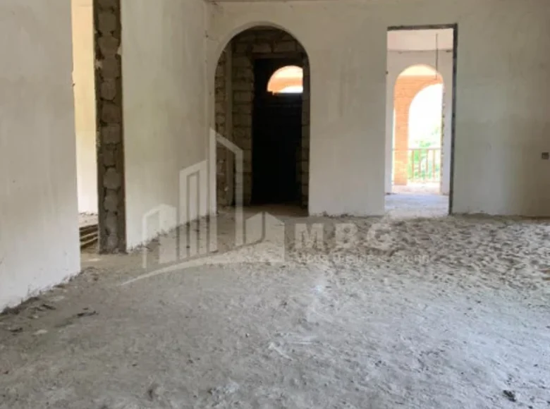 Propriété commerciale 425 m² à Tbilissi, Géorgie