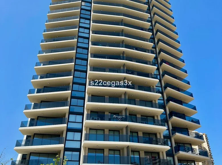 2 bedroom apartment 120 m² Benidorm, Spain