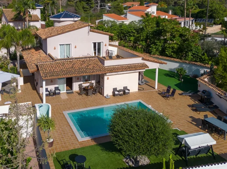 villa de 7 chambres 334 m² lAlfas del Pi, Espagne