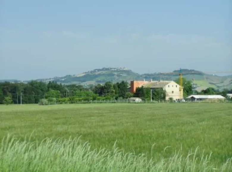 Dom 4 700 m² Terni, Włochy