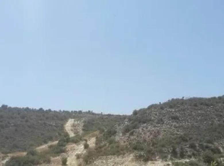 Atterrir  Ypsonas Municipality, Chypre