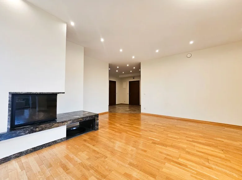 Wohnung 5 zimmer 216 m² Riga, Lettland