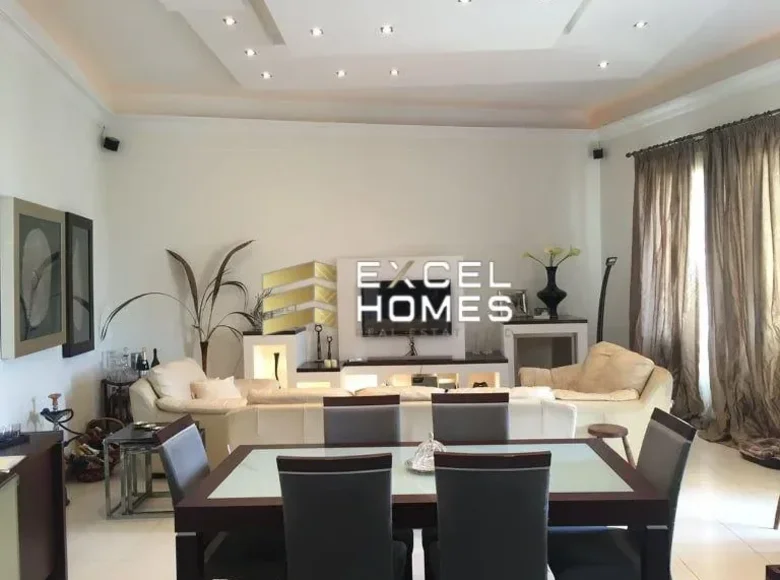 Wohnung 4 Schlafzimmer  Sliema, Malta