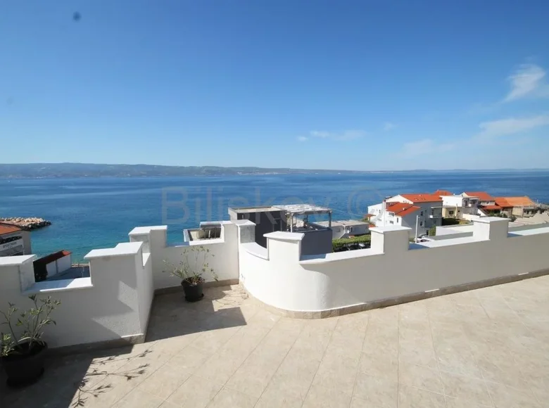 Haus 6 zimmer 250 m² Opcina Dugi Rat, Kroatien