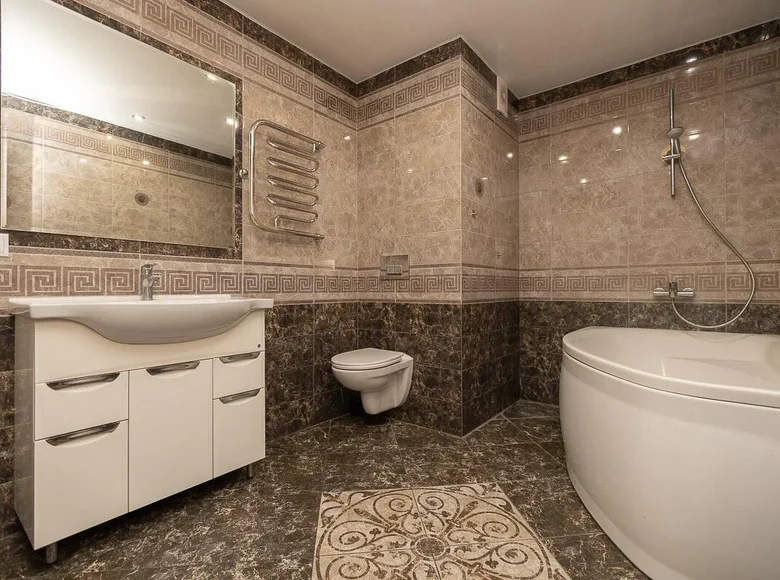 3 room apartment 76 m² Kopishche, Belarus