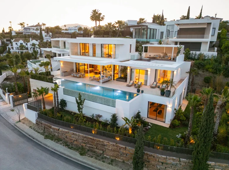 Вилла 6 спален 716 м² Benahavis, Испания