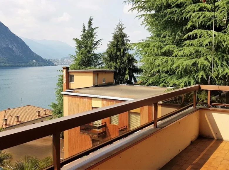 3 bedroom apartment 100 m² Lombardy, Italy