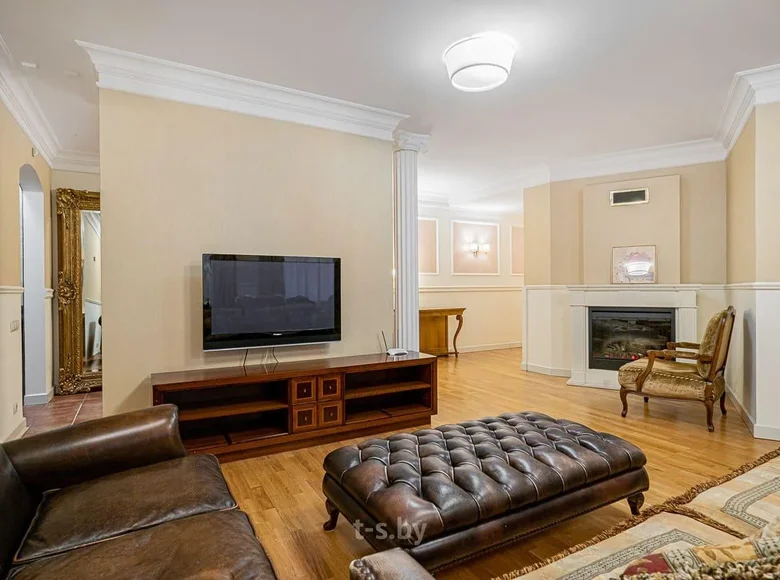 Квартира 4 комнаты 152 м² в Минске, Беларусь