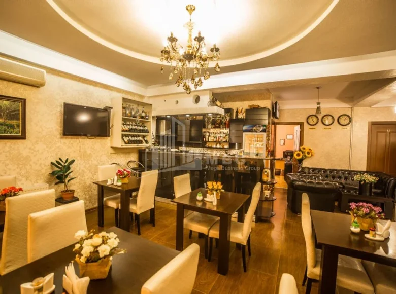 Коммерческое помещение 600 м² Тбилиси, Грузия