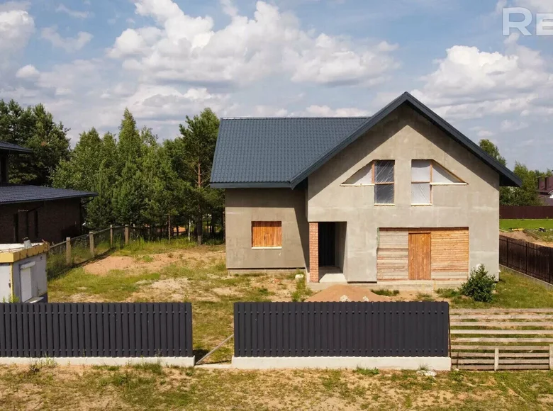 Dom wolnostojący 275 m² Kalodziscanski sielski Saviet, Białoruś