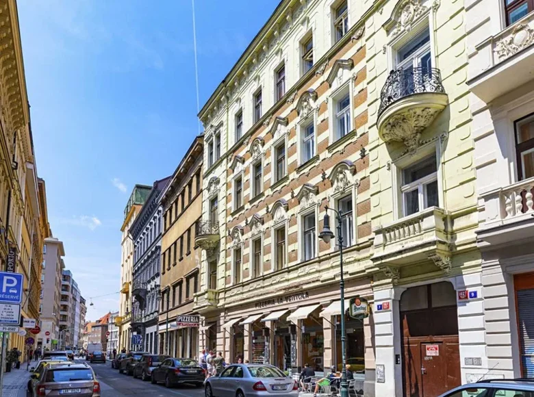 4 bedroom apartment 138 m² Capital City of Prague, Czech Republic