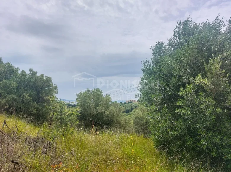 Land 792 m² Nikiti, Greece