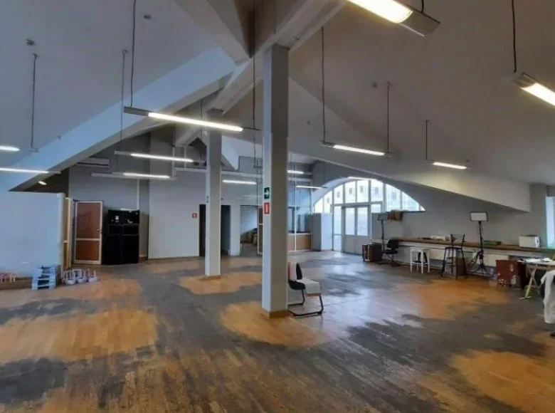 Pomieszczenie biurowe 215 m² Moskwa, Rosja