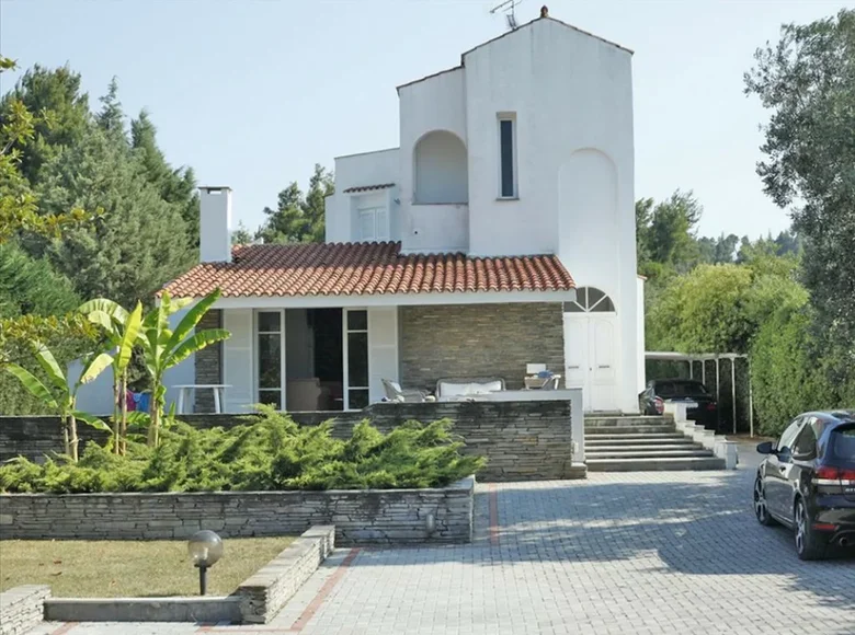 Коттедж 4 комнаты  Криопиги, Греция