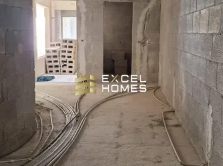 Mieszkanie 3 pokoi  Ghajnsielem, Malta