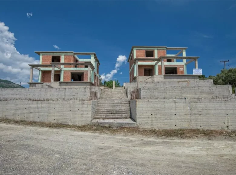 Таунхаус 4 спальни 196 м² Кими, Греция