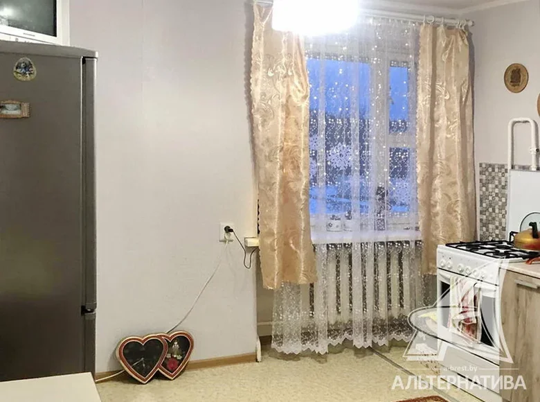 1 room apartment 71 m² Kamieniuki, Belarus