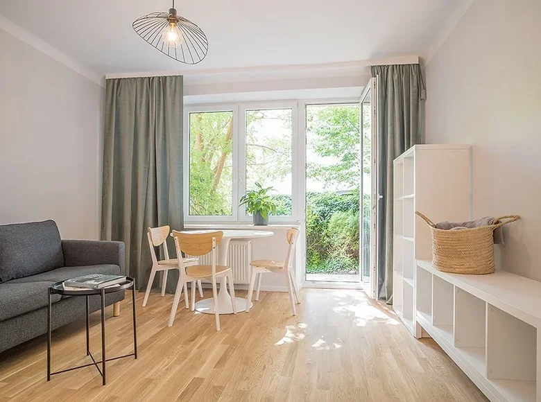 3 room apartment 50 m² in Warsaw, Poland