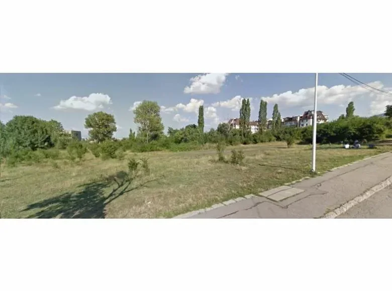 Land 1 372 m² Sofia, Bulgaria