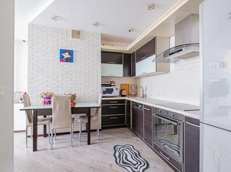 Wohnung 2 zimmer 64 m² Minsk, Belarus