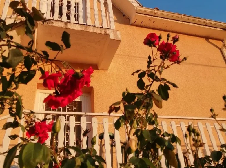 Haus 6 Schlafzimmer 180 m² Pecurice, Montenegro