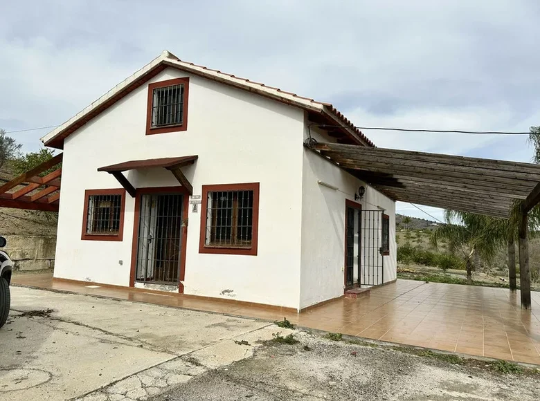 Commercial property  in Miravalle Los Montecillos, Spain