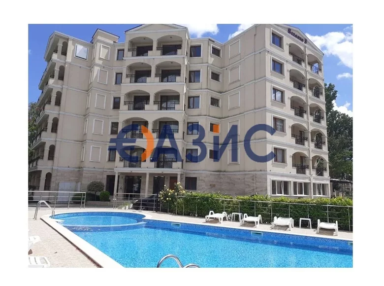 Mieszkanie 2 pokoi 69 m² Nesebyr, Bułgaria