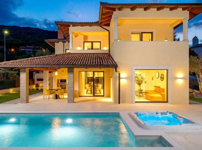 4 bedroom house 200 m² Medveja, Croatia