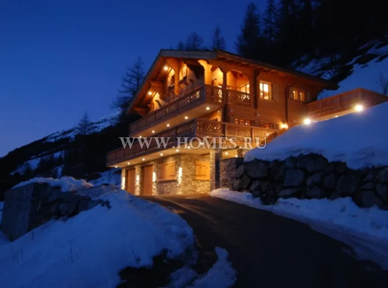 Chalet 6 bedrooms 400 m² Zinal, Switzerland