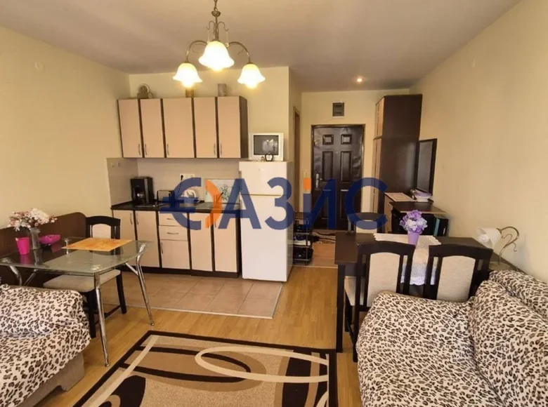 Квартира 40 м² Несебр, Болгария