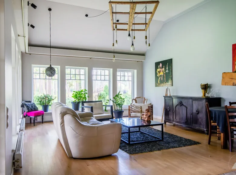 Dom 7 pokojów 293 m² Jurmała, Łotwa