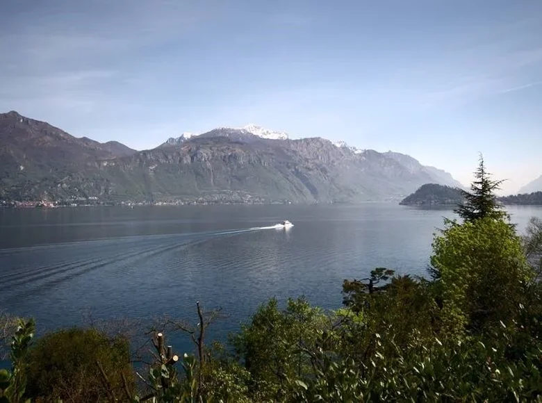 Дуплекс 2 комнаты 100 м² Menaggio, Италия