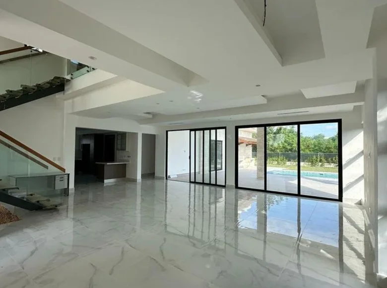 4-Schlafzimmer-Villa 410 m² Dominikanische Republik, Dominikanische Republik