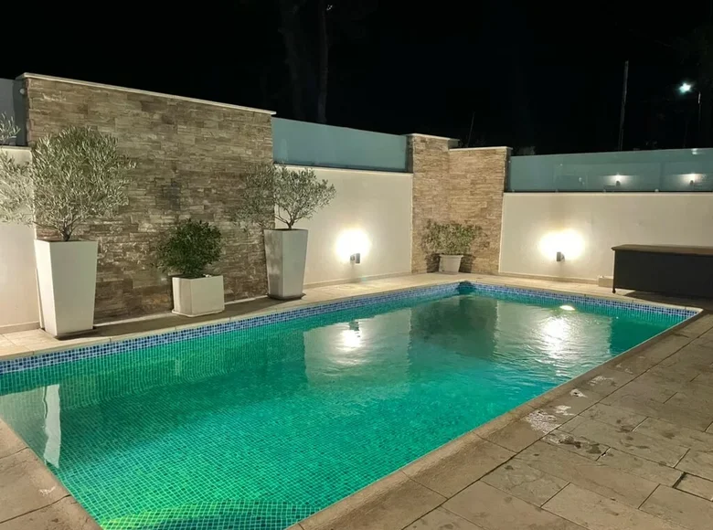 4 bedroom Villa 108 m² Chaniotis, Greece